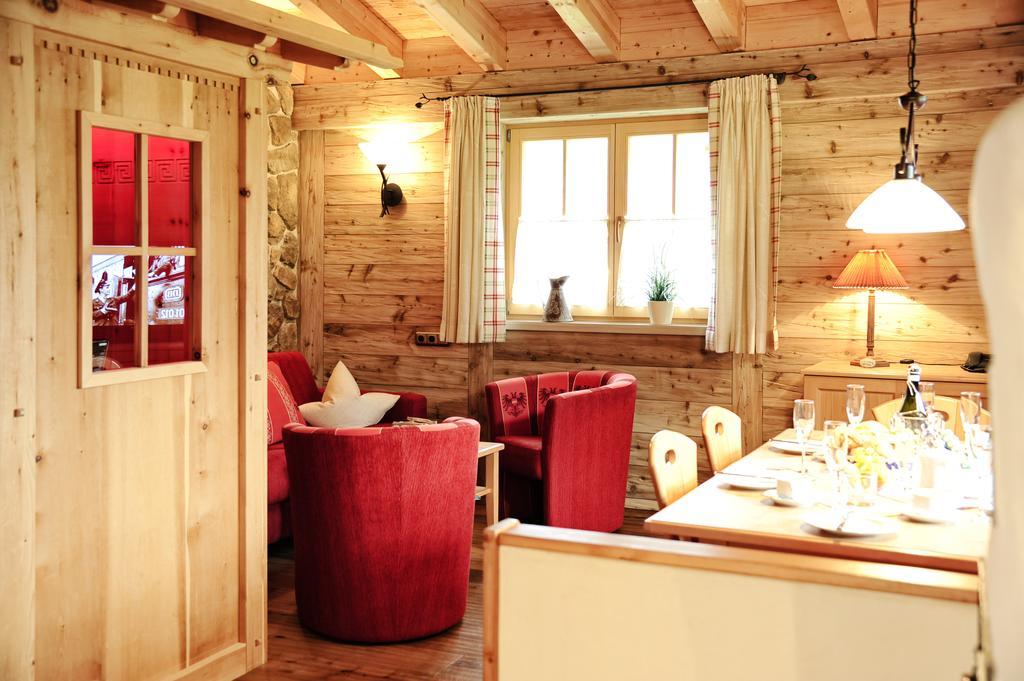 Luxury Chalets Wiesenruh Bichlbach Exterior foto